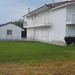 Silver Raches Maisonette & Villa