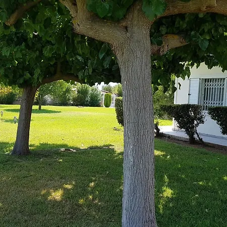 Silver Raches Maisonette & וילה Kouvéla