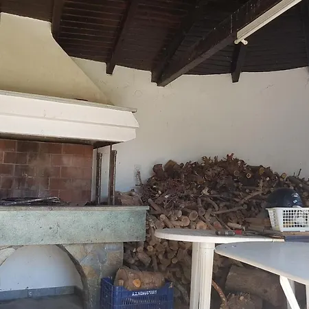 Silver Raches Maisonette & *