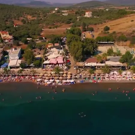 Silver Raches Maisonette & Kouvéla