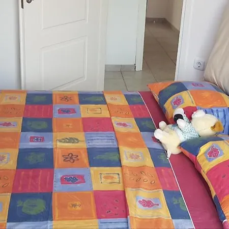 Silver Raches Maisonette & Kouvéla